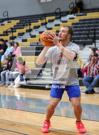 Thumbnail 2 in Pinecrest vs. St. Pauls (2023 Robeson County Shootout) photogallery.