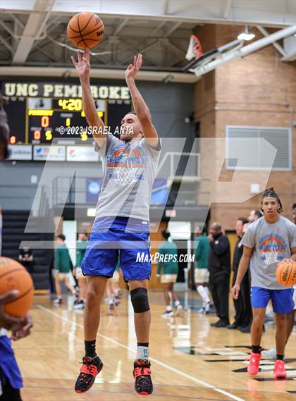 Thumbnail 3 in Pinecrest vs. St. Pauls (2023 Robeson County Shootout) photogallery.