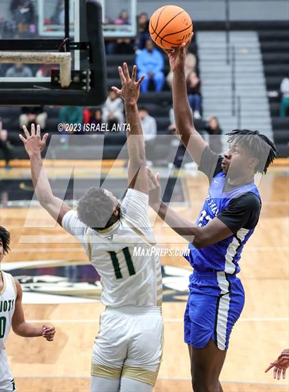 Thumbnail 3 in Pinecrest vs. St. Pauls (2023 Robeson County Shootout) photogallery.