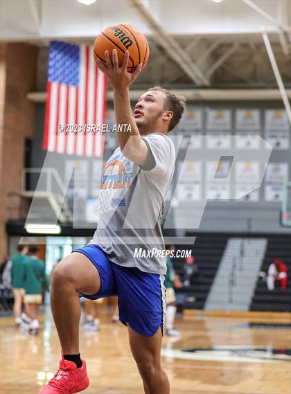 Thumbnail 1 in Pinecrest vs. St. Pauls (2023 Robeson County Shootout) photogallery.