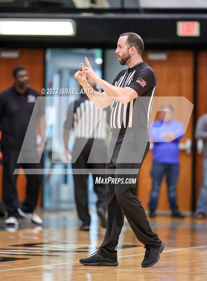 Thumbnail 2 in Pinecrest vs. St. Pauls (2023 Robeson County Shootout) photogallery.