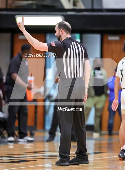 Thumbnail 2 in Pinecrest vs. St. Pauls (2023 Robeson County Shootout) photogallery.
