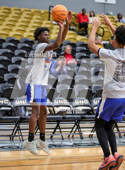 Thumbnail 2 in Pinecrest vs. St. Pauls (2023 Robeson County Shootout) photogallery.