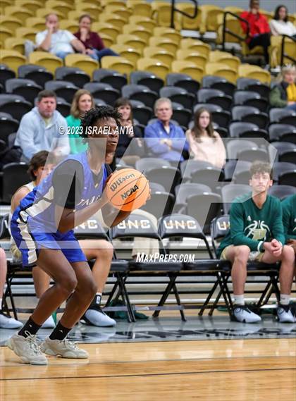 Thumbnail 2 in Pinecrest vs. St. Pauls (2023 Robeson County Shootout) photogallery.