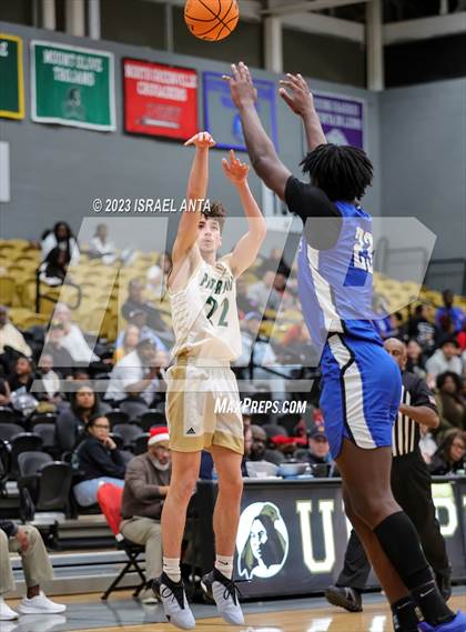 Thumbnail 2 in Pinecrest vs. St. Pauls (2023 Robeson County Shootout) photogallery.