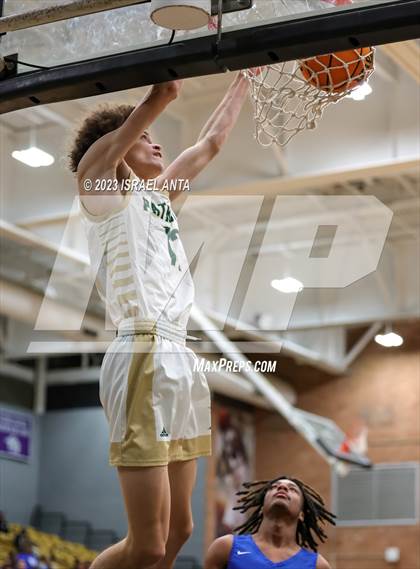 Thumbnail 3 in Pinecrest vs. St. Pauls (2023 Robeson County Shootout) photogallery.