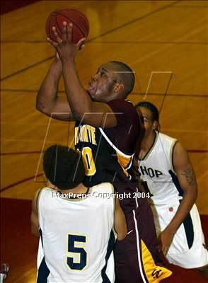 Thumbnail 2 in Salpointe Catholic vs. Bishop McGuinness (Torrey Pines Classic)  photogallery.
