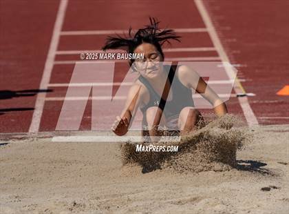 Thumbnail 2 in VR vs. Santa Ana photogallery.