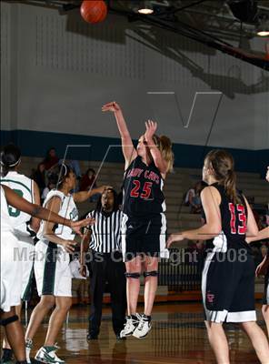 Thumbnail 3 in Lake Travis @ Connally photogallery.