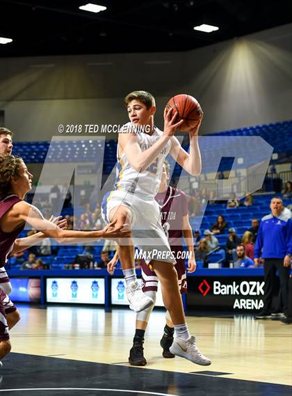 Thumbnail 2 in Mount Ida vs. Lakeside photogallery.