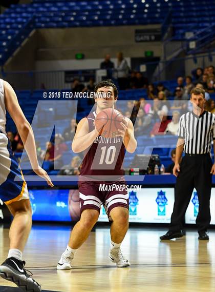 Thumbnail 1 in Mount Ida vs. Lakeside photogallery.