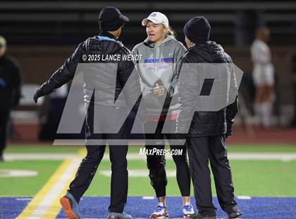 Thumbnail 2 in Regis Jesuit @ Cherry Creek (CHSAA Semi-Final) photogallery.