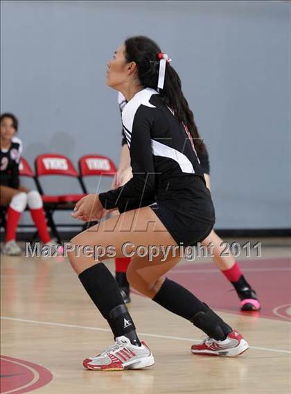 Thumbnail 2 in Arleta @ Verdugo Hills photogallery.