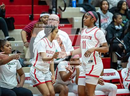Thumbnail 2 in Bedford North Lawrence vs. Lawrence North (IHSAA 4A Semi-state Championship) photogallery.
