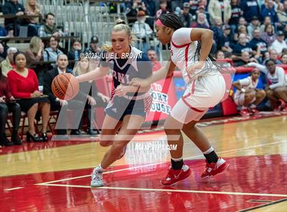 Thumbnail 2 in Bedford North Lawrence vs. Lawrence North (IHSAA 4A Semi-state Championship) photogallery.