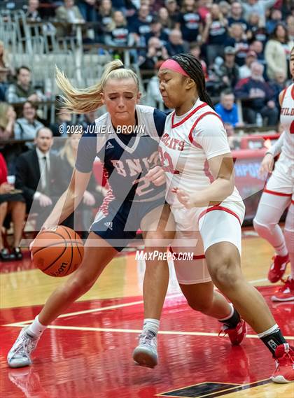 Thumbnail 2 in Bedford North Lawrence vs. Lawrence North (IHSAA 4A Semi-state Championship) photogallery.
