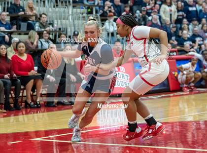 Thumbnail 3 in Bedford North Lawrence vs. Lawrence North (IHSAA 4A Semi-state Championship) photogallery.