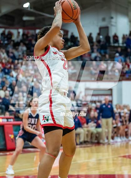 Thumbnail 3 in Bedford North Lawrence vs. Lawrence North (IHSAA 4A Semi-state Championship) photogallery.