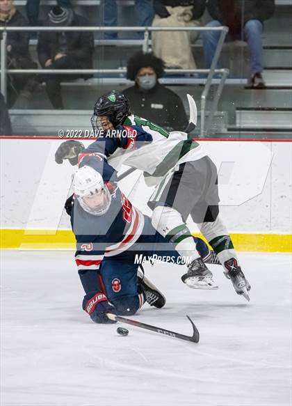 Thumbnail 2 in Central Catholic @ Austin Prep photogallery.