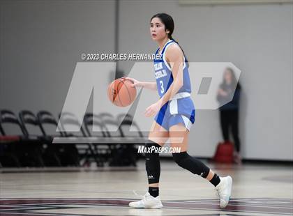 Thumbnail 1 in Village vs. Nolan Catholic (TAPPS 6A Regional Final) photogallery.