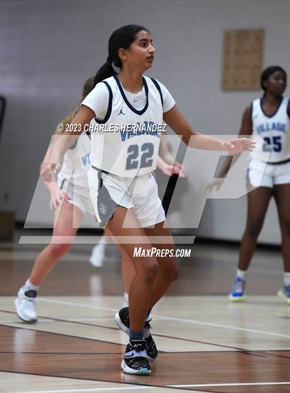 Thumbnail 2 in Village vs. Nolan Catholic (TAPPS 6A Regional Final) photogallery.