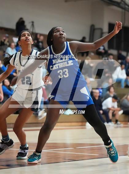 Thumbnail 3 in Village vs. Nolan Catholic (TAPPS 6A Regional Final) photogallery.