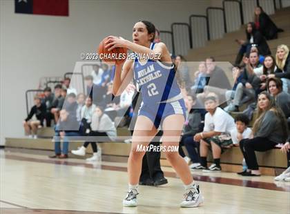 Thumbnail 2 in Village vs. Nolan Catholic (TAPPS 6A Regional Final) photogallery.