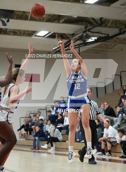 Thumbnail 3 in Village vs. Nolan Catholic (TAPPS 6A Regional Final) photogallery.
