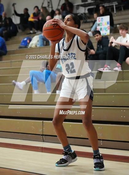 Thumbnail 2 in Village vs. Nolan Catholic (TAPPS 6A Regional Final) photogallery.