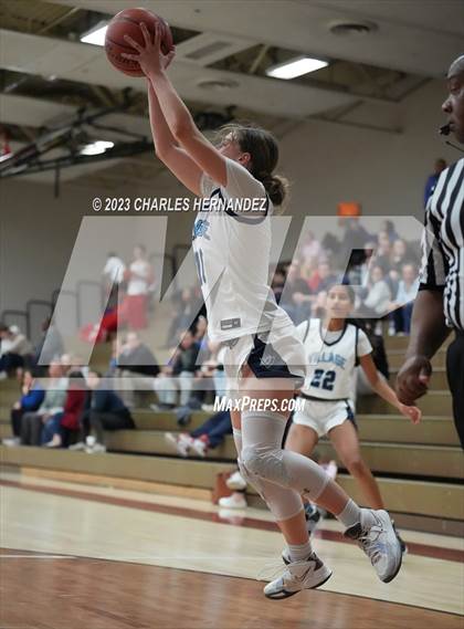 Thumbnail 2 in Village vs. Nolan Catholic (TAPPS 6A Regional Final) photogallery.