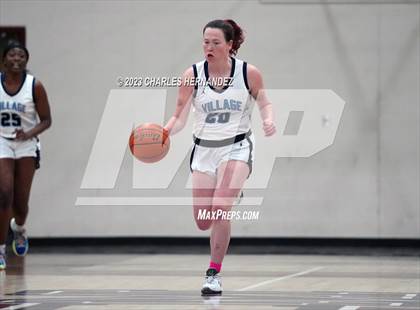 Thumbnail 3 in Village vs. Nolan Catholic (TAPPS 6A Regional Final) photogallery.
