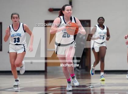 Thumbnail 2 in Village vs. Nolan Catholic (TAPPS 6A Regional Final) photogallery.