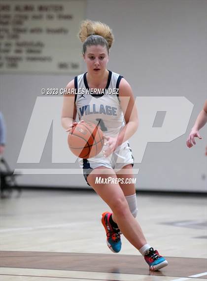 Thumbnail 3 in Village vs. Nolan Catholic (TAPPS 6A Regional Final) photogallery.