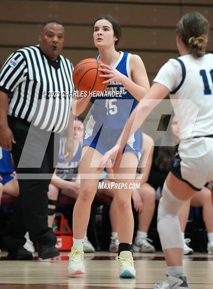 Thumbnail 3 in Village vs. Nolan Catholic (TAPPS 6A Regional Final) photogallery.