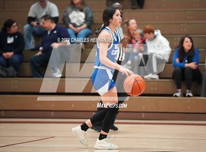 Thumbnail 2 in Village vs. Nolan Catholic (TAPPS 6A Regional Final) photogallery.