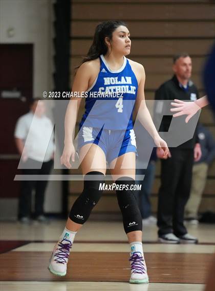 Thumbnail 3 in Village vs. Nolan Catholic (TAPPS 6A Regional Final) photogallery.