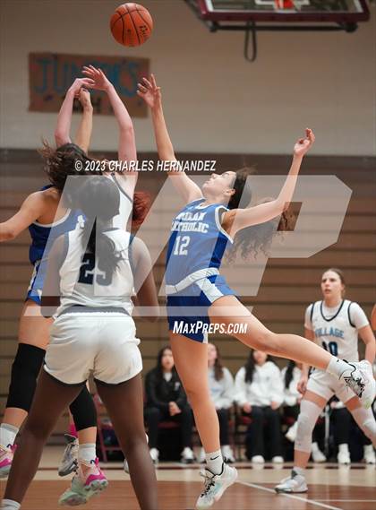 Thumbnail 2 in Village vs. Nolan Catholic (TAPPS 6A Regional Final) photogallery.