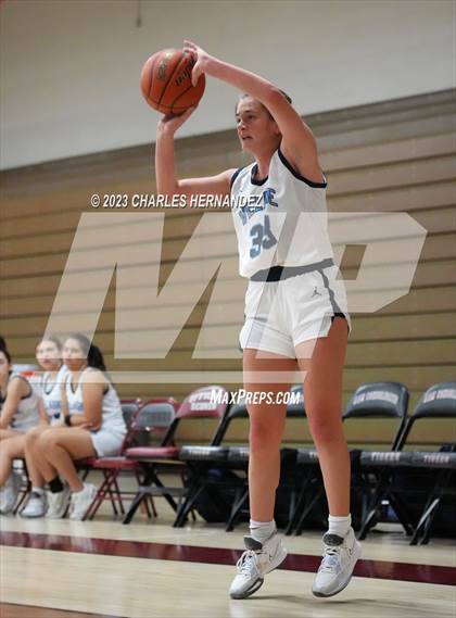 Thumbnail 2 in Village vs. Nolan Catholic (TAPPS 6A Regional Final) photogallery.