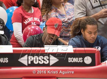 Thumbnail 1 in Heritage Signing Day Ceremony photogallery.