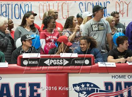Thumbnail 1 in Heritage Signing Day Ceremony photogallery.