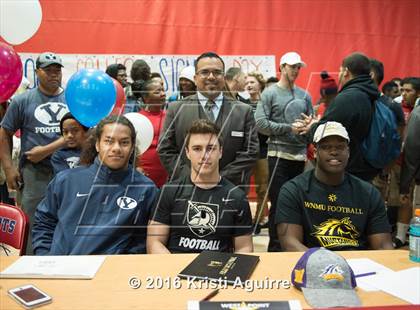 Thumbnail 3 in Heritage Signing Day Ceremony photogallery.