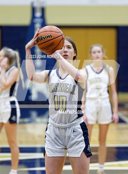 Thumbnail 3 in Huntington North @ Norwell photogallery.
