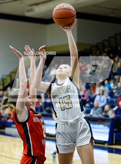 Thumbnail 3 in Huntington North @ Norwell photogallery.