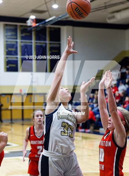 Thumbnail 2 in Huntington North @ Norwell photogallery.