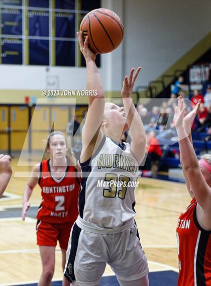 Thumbnail 1 in Huntington North @ Norwell photogallery.
