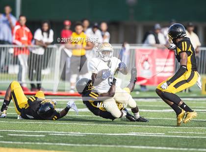 Thumbnail 3 in Cathedral vs. King photogallery.