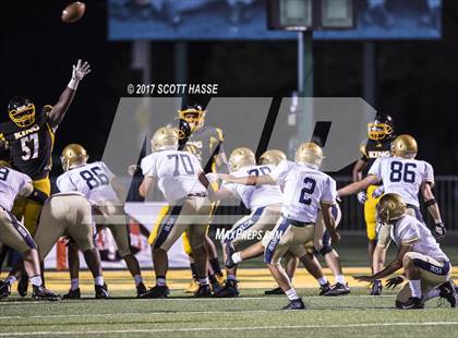Thumbnail 3 in Cathedral vs. King photogallery.