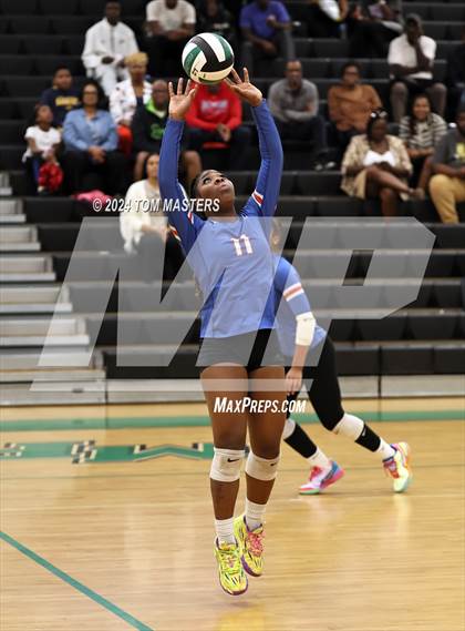 Thumbnail 3 in North Mecklenburg @ Myers Park (NCHSAA 4A Round 1) photogallery.