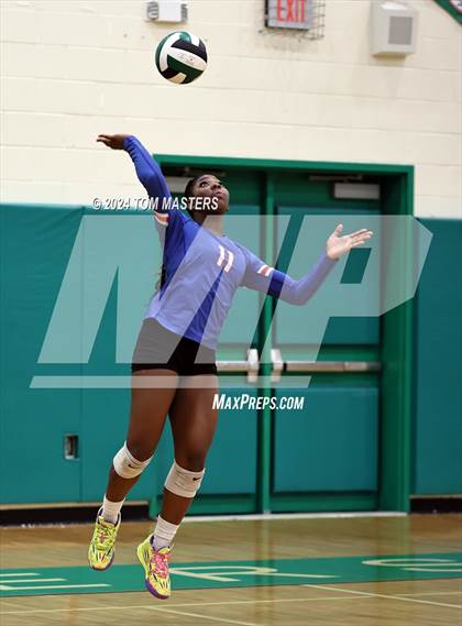 Thumbnail 1 in North Mecklenburg @ Myers Park (NCHSAA 4A Round 1) photogallery.