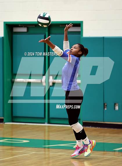 Thumbnail 3 in North Mecklenburg @ Myers Park (NCHSAA 4A Round 1) photogallery.